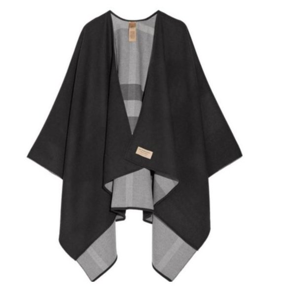 Burberry Accessories - Burberry wrap, reversible